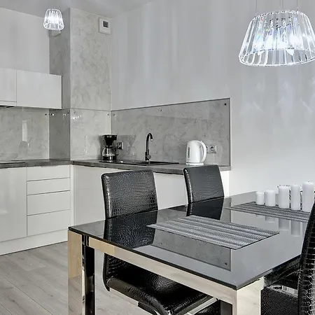 Dom & House - Sopocka Przystan Apartament